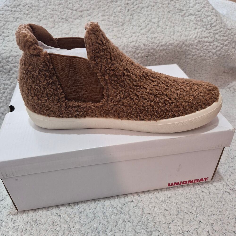 NEW UNIONBAY Women's Ella Sneaker, Brown size 7.5